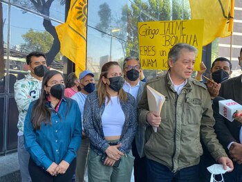 Los perredistas aprovecharon para criticar