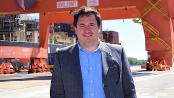 Federico Pellicer es el Director