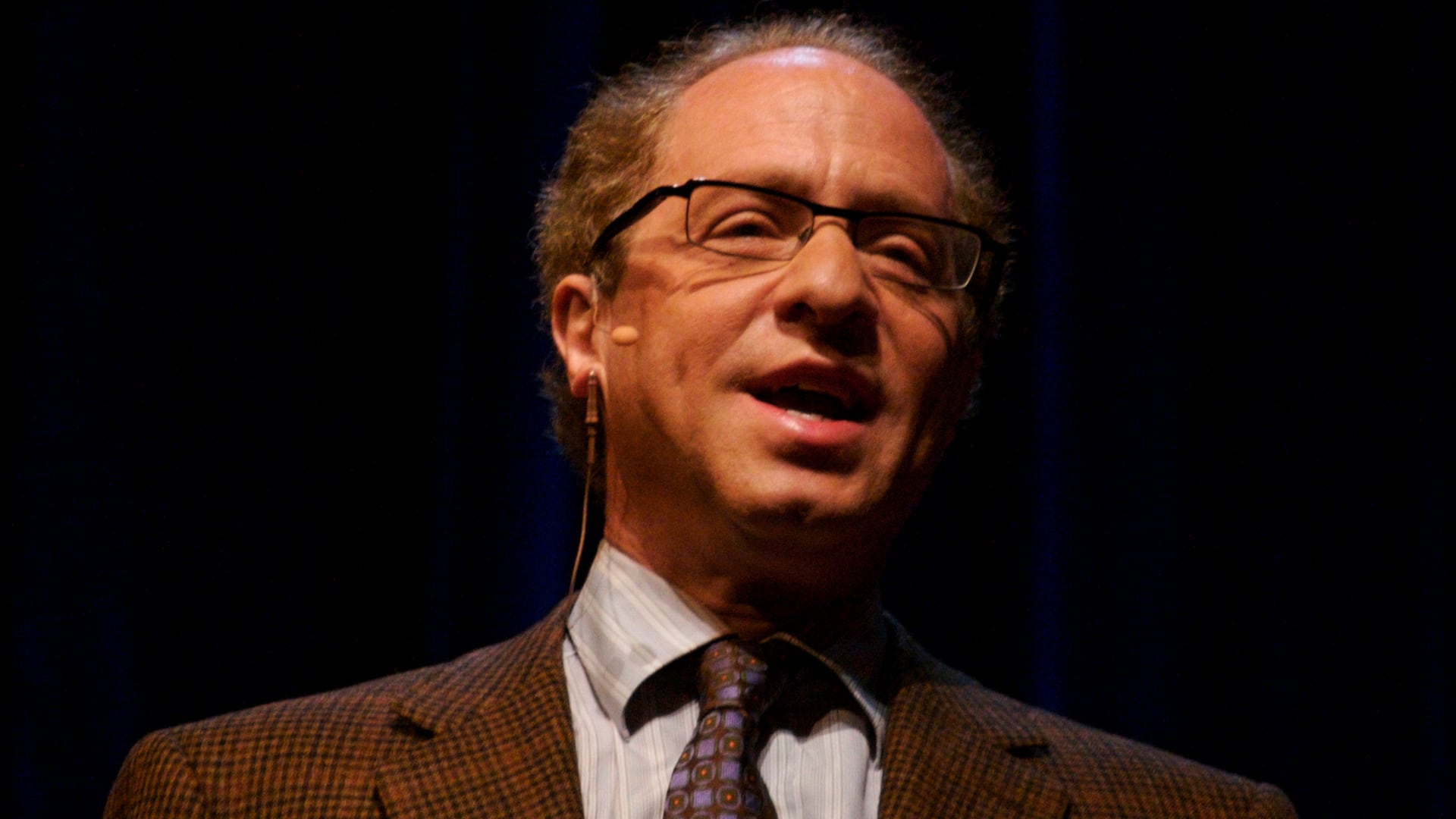 Ray Kurzweil predice que desafiar el envejecimiento será posible para 2029 - Crédito: Wikipedia