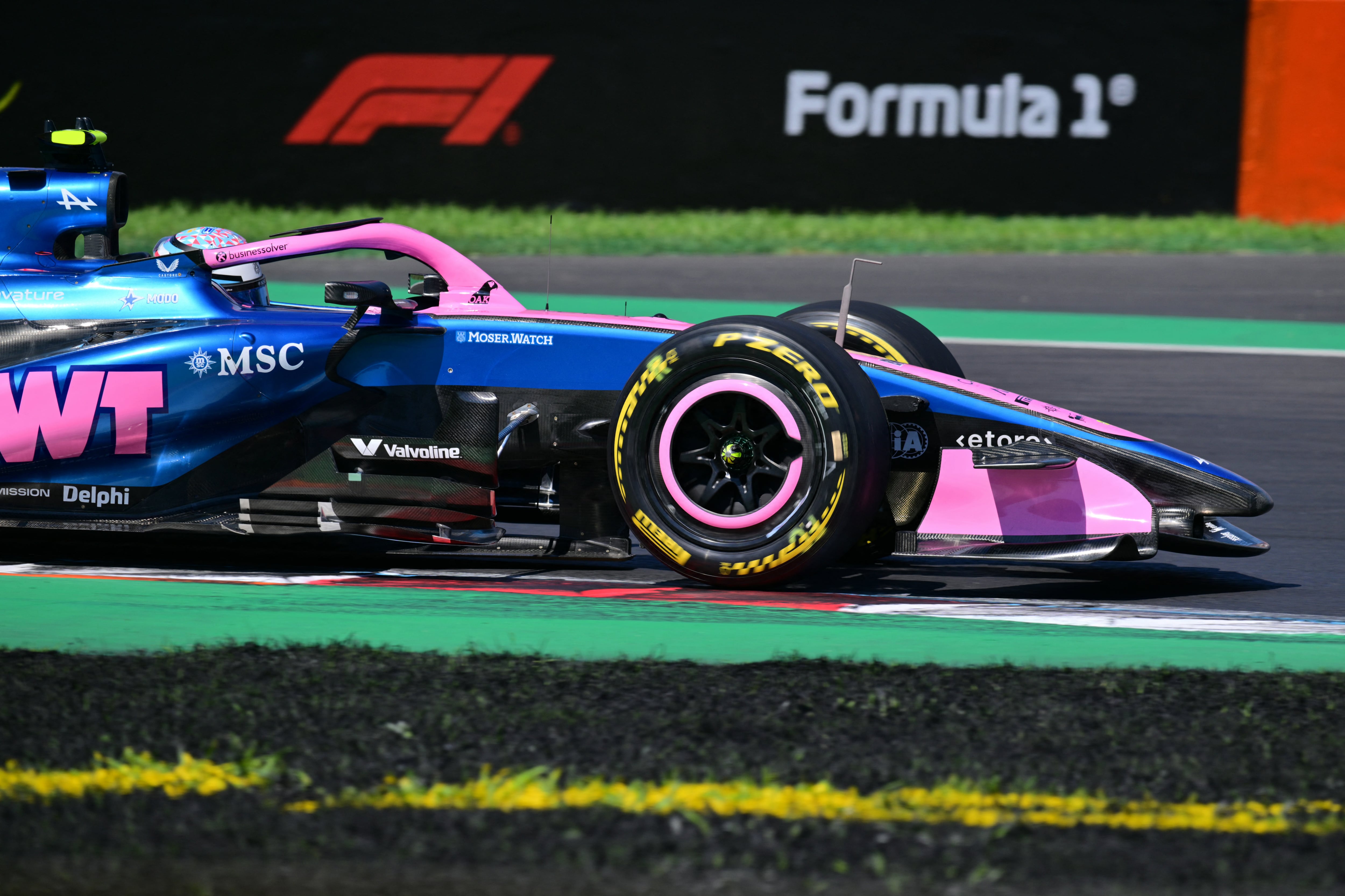 Franco Colapinto volvió a los puntos en Monza (Photo by Andrej ISAKOVIC / AFP)