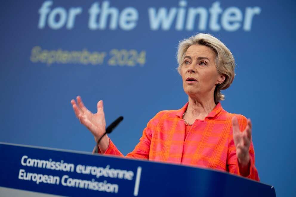 “Nuestro modelo de negocio se ha basado básicamente en trabajo barato de China, supuesta energía barata de Rusia y una externalización parcial de las inversiones en seguridad. Estos días se han acabado”, dijo la presidenta del Ejecutivo comunitario, Ursula von der Leyen