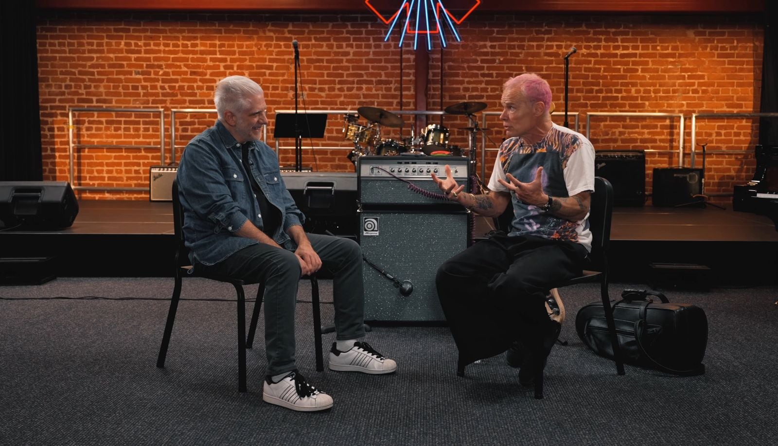 Flea, bajista de Red Hot Chili Peppers, revela cómo el jazz y la infancia influyeron en su carrera musical (Captura de video: YouTube)