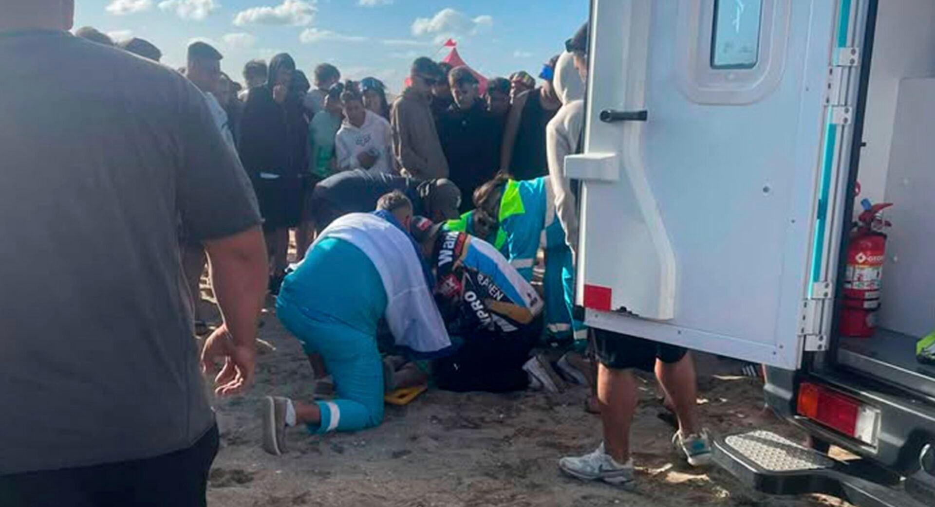 Hospitalizaron por graves lesiones a un hombre que se accidentó tras volcar su cuatriciclo en Villa Gesell