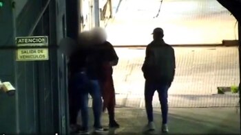 El momento en que roban