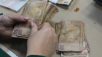 Los empleados de una fábrica