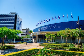 Fachada del salón azul de