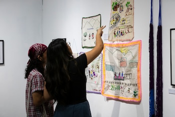 La muestra fue inaugurada esta semana en el Centro Cultural de España en El Salvador y permanecerá abierta hasta el 22 de agosto./ (René Figueroa)