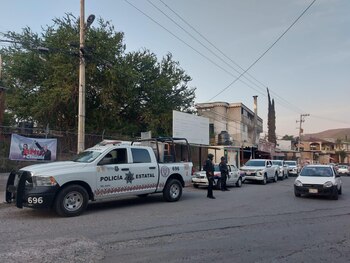 Autoridades estatales y colectivos de