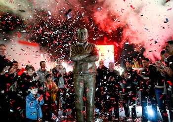 La estatua de Alejandro Sabella en Estudiantes de La Plata