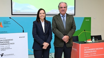 La profesión farmacéutica presenta en Oviedo su hoja de ruta para reforzar la farmacia hasta 2035