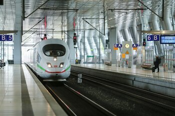 La estación de metro en