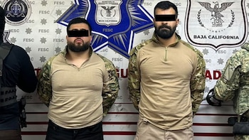 Caen en Mexicali dos colombianos vinculados a célula delictiva: llevaban una Glock y dos camionetas robadas en EEUU