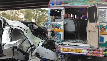 Un microbús que llevaba turistas israelíes chocó contra un autobús en la autopista Panamá- La Chorrera.