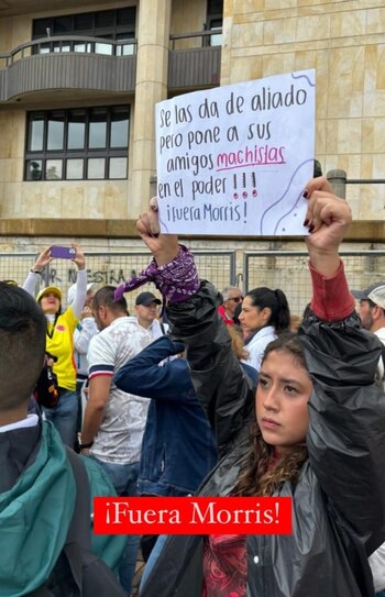 Manifestantes pidieron la salida de