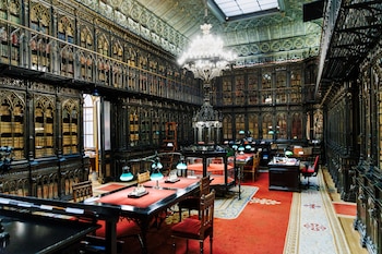 Biblioteca del Senado durante la