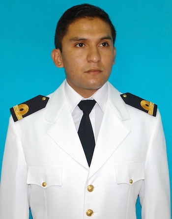 Fue ascendido a Teniente de