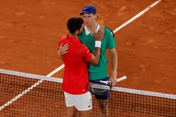 Sinner eliminó a Novak Djokovic