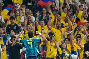 El colombiano Luis Díaz celebra después de anotar el segundo gol de Colombia en el partido ante Uzbekistán por el grupo K del Mundial, el miércoles 17 de junio de 2026, en Ciudad de México - crédito Natacha Pisarenko/AP Foto