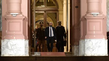 El Presidente se fue sin