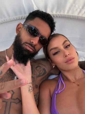 Douglas Luiz y su nueva conquista: Duda Gaspar