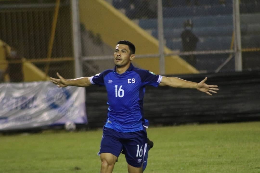 Rugamas jugó en equipos como Alianza, Águila, FAS, Isidro Metapán y 11 Deportivo, además de tener experiencia en ligas de Irak, Guatemala y Tailandia, lo que lo llevó a la selección nacional de El Salvador. (Cortesía: La Selecta)