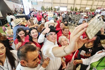 Alejandro Moreno viajó a Durango