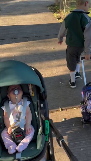 Mirko fue acompañado por Milenka,