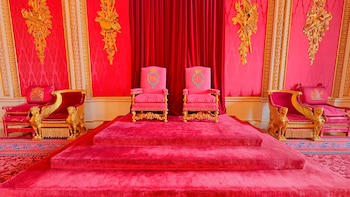 El trono del palacio real