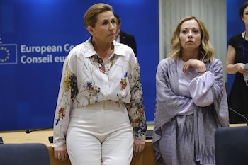 27/06/2024 Las primeras ministras de Italia, Giorgia Meloni, y de Dinamarca, Mette Frederiksen, en una reunión del Consejo Europeo en Bruselas..
El vicepresidente del Parlamento Europeo y miembro del PSC-PSOE, Javier López, y el responsable de Exteriores del Partito Democratico (PD) de Italia, Peppe Provenzano, han cargado contra la también socialista primera ministra danesa, Mette Frederiksen, por alinearse con Giorgia Meloni tras la crisis migratoria de Ceuta.
POLITICA
ALEXANDROS MICHAILIDIS