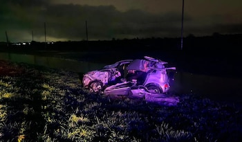 En un trágico accidente en la Ruta 2 murió un hombre y un joven sufrió heridas de gravedad