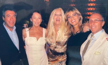 Susana en una reuntión de