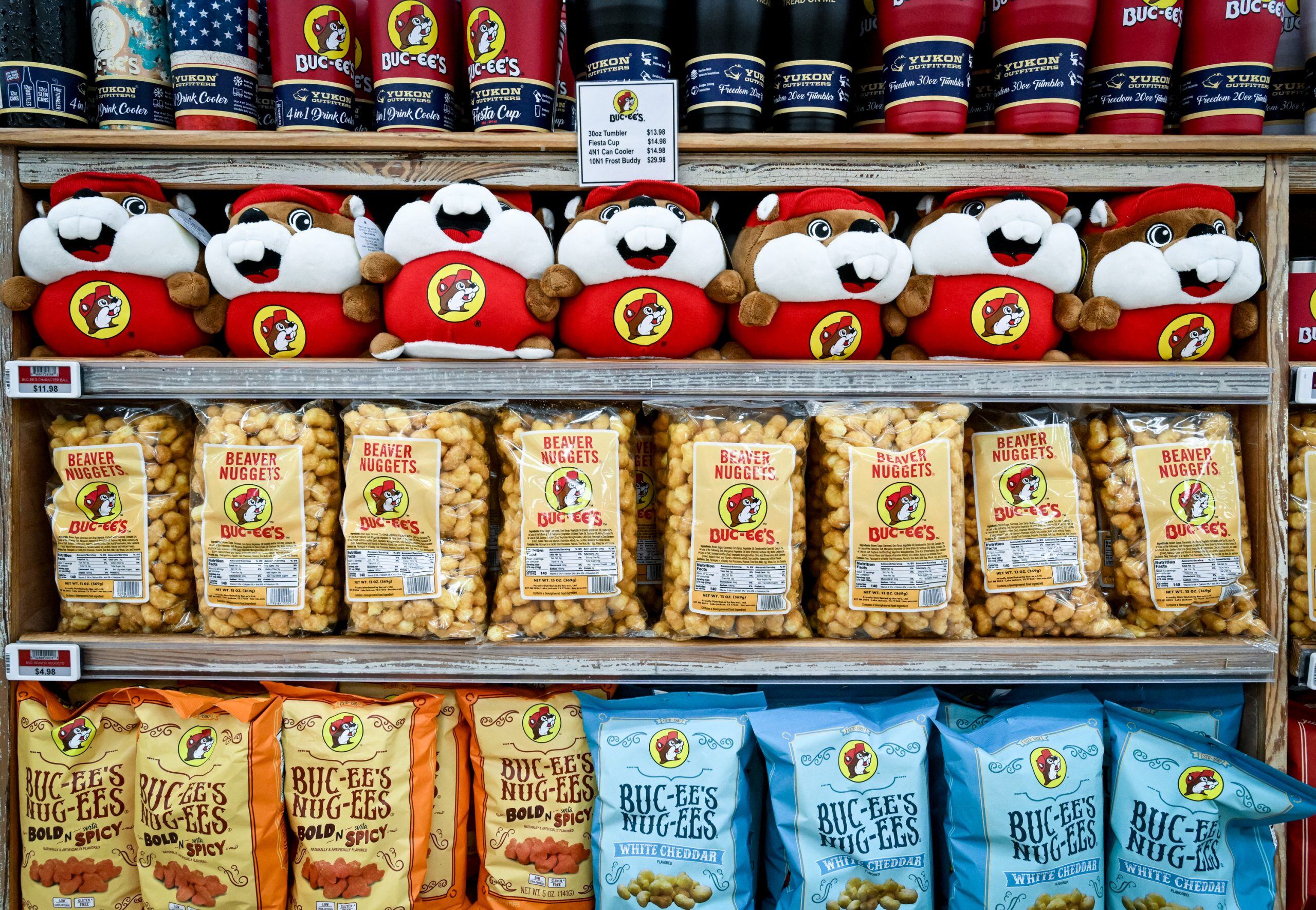 Buc-ee’s se consolida como fenómeno cultural, reconocido por sus baños limpios, oferta gastronómica regional y su emblemático logotipo del castor (The Assembly NC)
