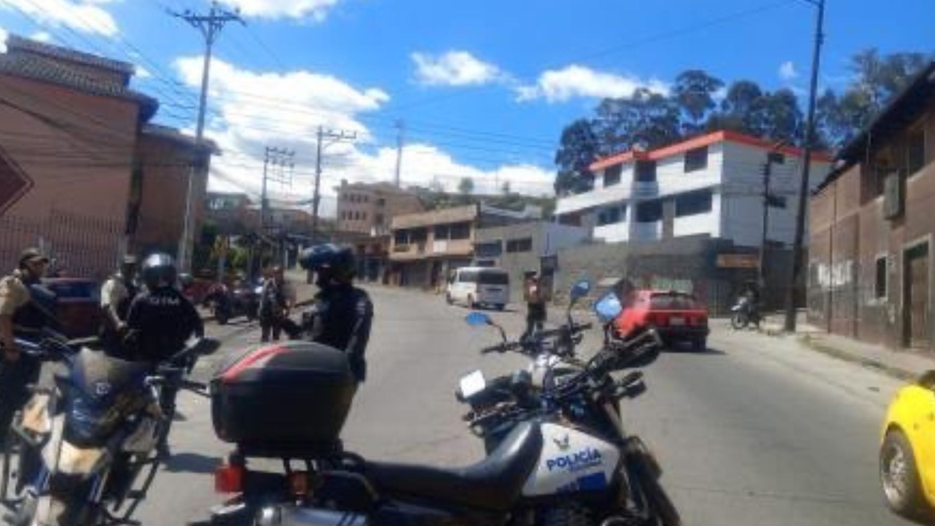 Balacera en Quito deja un colombiano muerto y otro herido: la violencia cruza fronteras