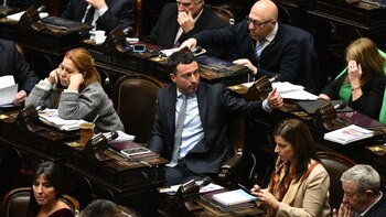 Bloque UCR (Adrián Escandar)