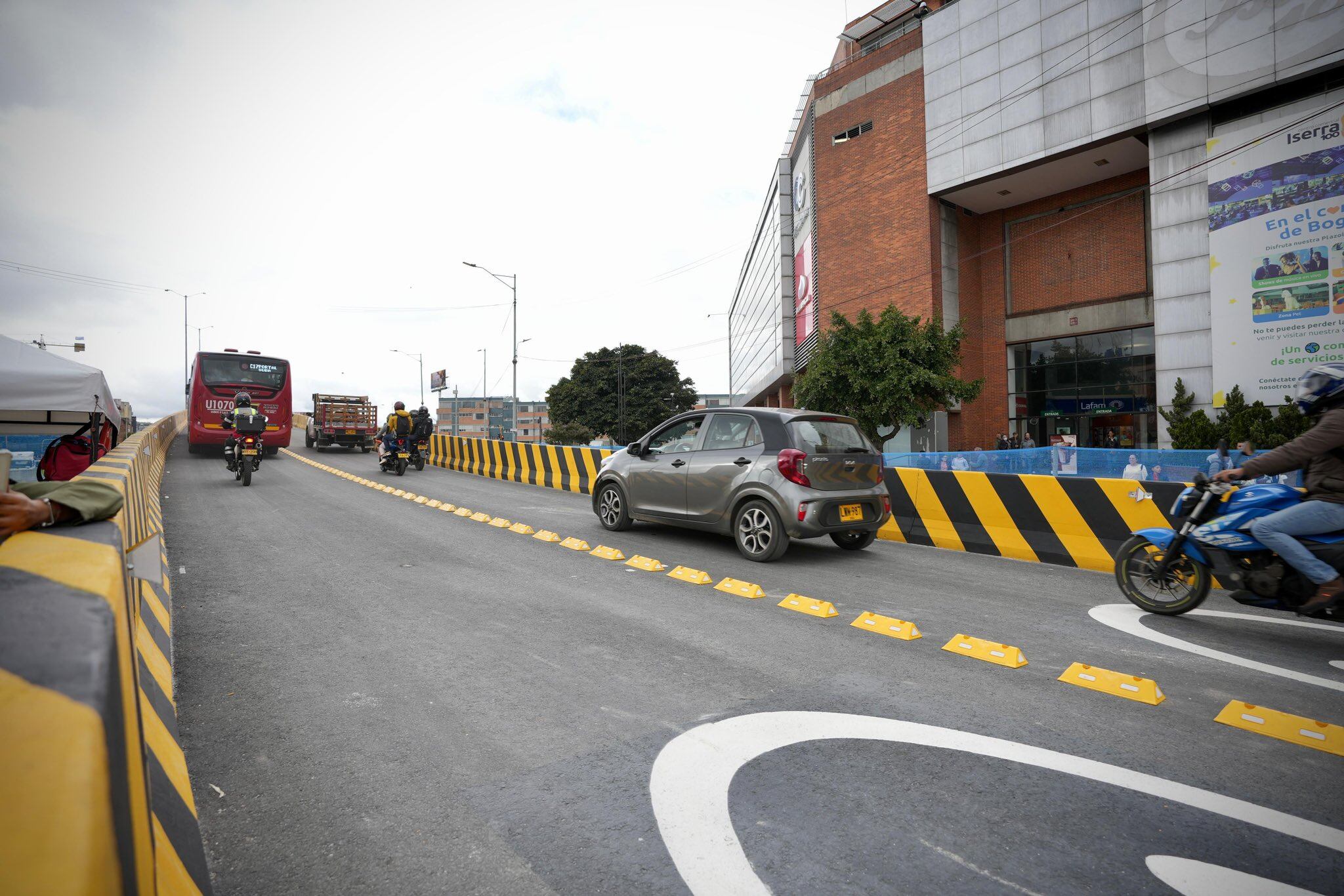 La Alcaldía de Bogotá inauguró el puente vehicular en la intersección de la avenida Suba con calle 100. (Crédito: IDU)