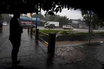 Las familias en zonas vulnerables deben identificar rutas de evacuación y preparar documentos personales para casos de emergencia.