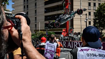 Lewis Hamilton sufrió un accidente