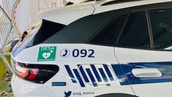 Dos policías locales de Vitoria,