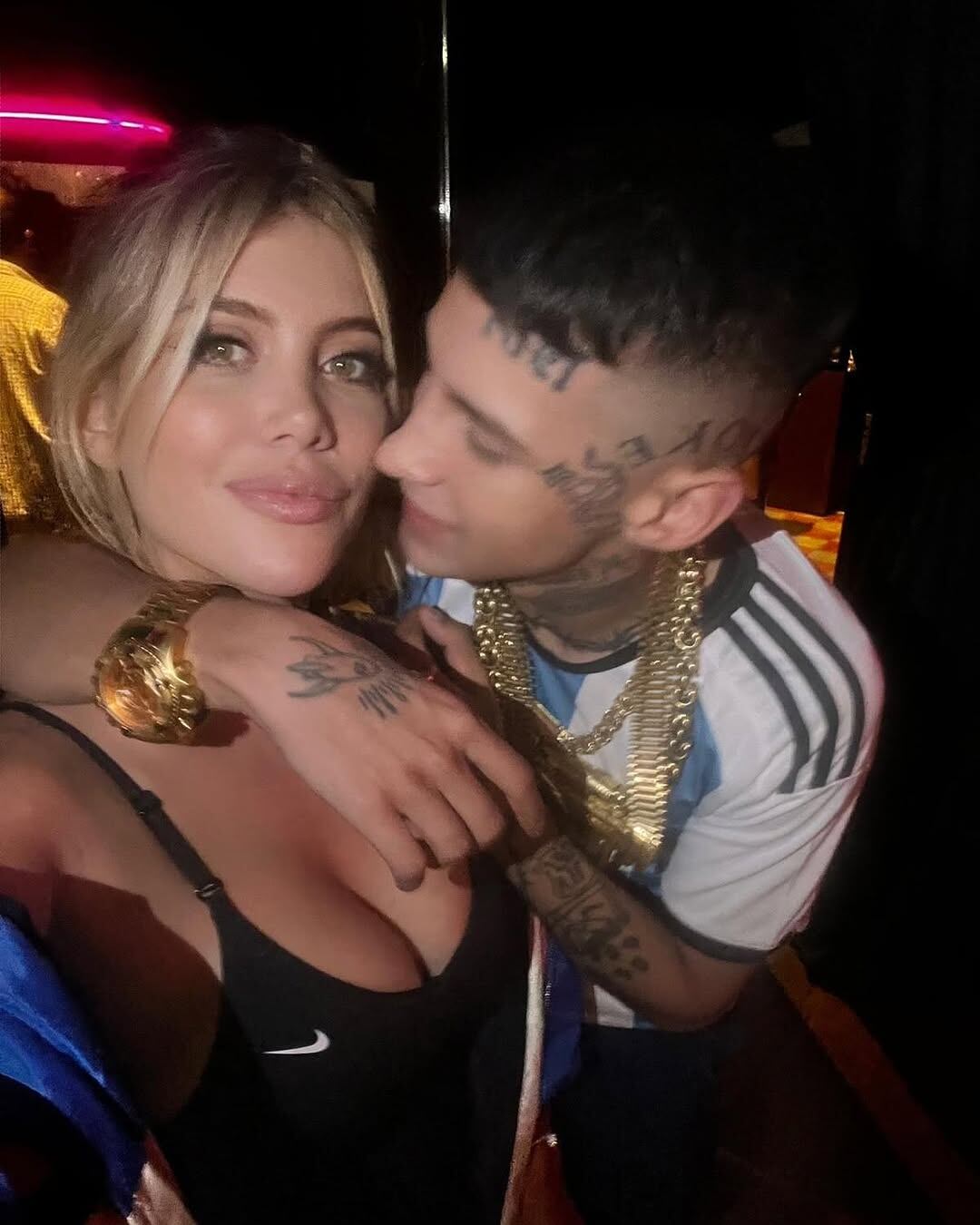 La expareja, que terminó por segunda vez en abril y tuvo varios idas y vueltas a lo largo del año, se reencontrarían en el certamen (Instagram)