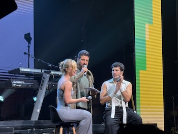 Sebastián Yatra, Clara Galle e