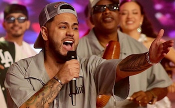 En medio de la polémica