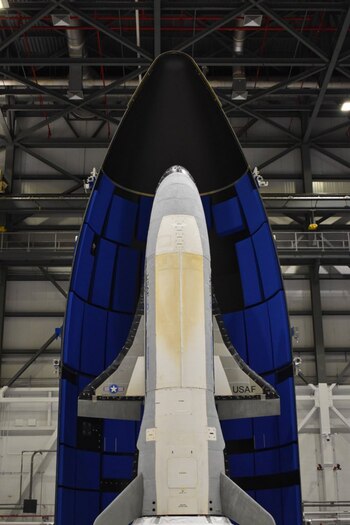 El X-37B tiene nueve metros
