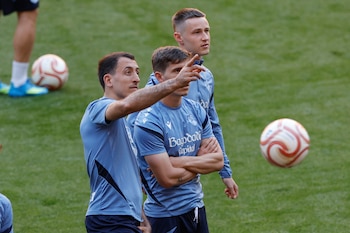 Mikel Oyarzabal, durante el entrenamiento previo a la final de Copa del Rey. (EFE/ Julio Muñoz)