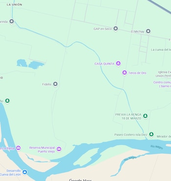 En el área de unos 3 a 4 kilómetros desde el lugar donde cayó el auto al canal de riego hasta el río los efectivos estaban desplegando el operativo de búsqueda