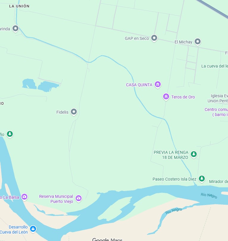 En el área de unos 3 a 4 kilómetros desde el lugar donde cayó el auto al canal de riego hasta el río los efectivos estaban desplegando el operativo de búsqueda