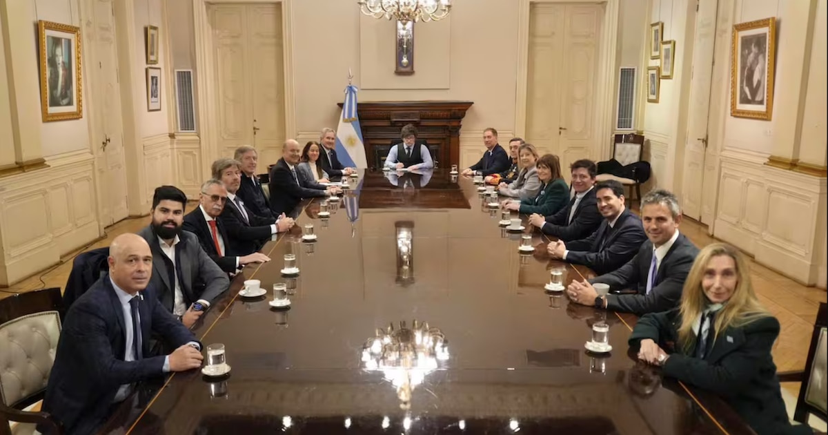 Milei convoca a nuevo Gabinete: Presupuesto 2027 y estrategia por Malvinas en el centro de la agenda