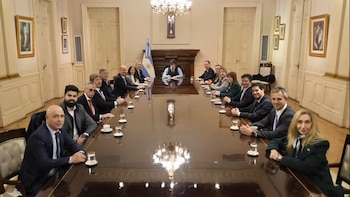 Javier Milei retomó la actividad en Casa Rosada: encabeza una nueva reunión de Gabinete