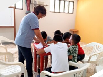 Familia venezolana con 7 niños,