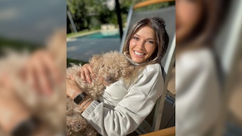 Catherine Fulop junto a su