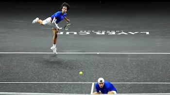 Los triunfos de Carlos Alcaraz y Rafa Jódar dan la primera ventaja a Europa en la Laver Cup